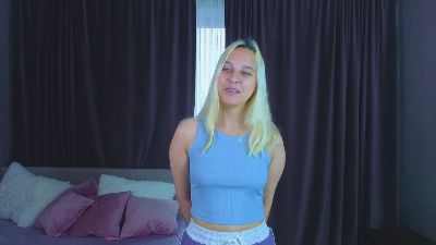ChayaHaris live cam on Cam4