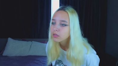 ChayaHaris live cam on Cam4
