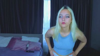 ChayaHaris live cam on Cam4
