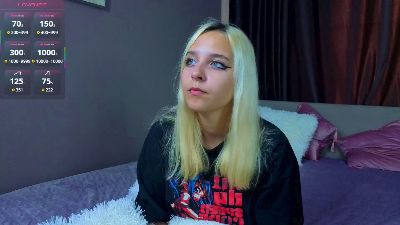 ChayaHaris live cam on Cam4