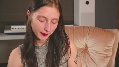 ChayaKlemen live cam on Cam4