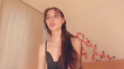 ChayaVillaneuva live cam on Cam4