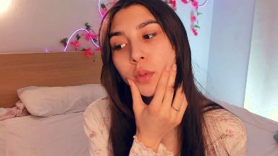 ChayaVillaneuva live cam on Cam4