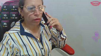 Chayla_Ruiz live cam on Cam4