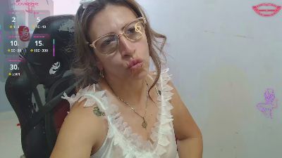 Chayla_Ruiz live cam on Cam4