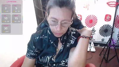 Chayla_Ruiz live cam on Cam4