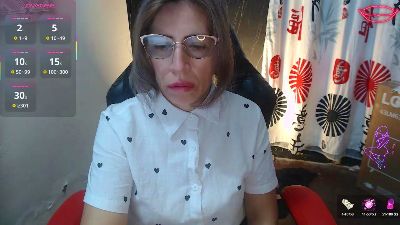 Chayla_Ruiz live cam on Cam4
