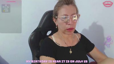 Chayla_Ruiz live cam on Cam4
