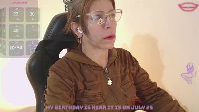 Chayla_Ruiz live cam on Cam4