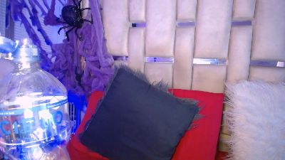 Chelaqueen_ live cam on Cam4