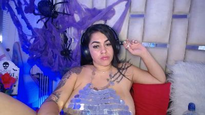 Chelaqueen_ live cam on Cam4