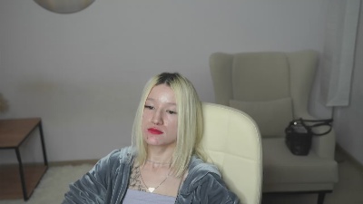 ChelseyDripps live cam on Cam4