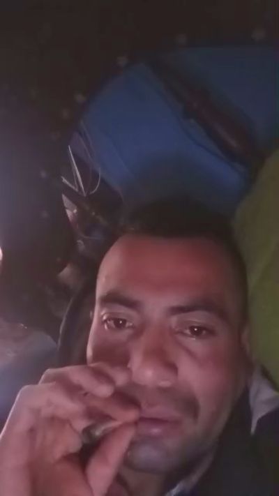 Chepos1994 live cam on Cam4