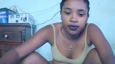 Cheriana live cam on Cam4