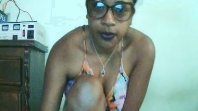 Cheriana live cam on Cam4