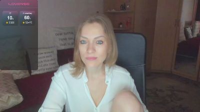 CherishSia live cam on Cam4