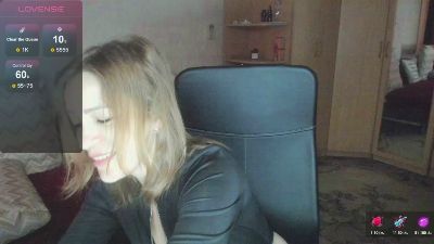 CherishSia live cam on Cam4