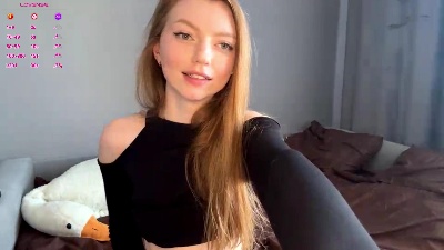 CherlynHurta live cam on Cam4