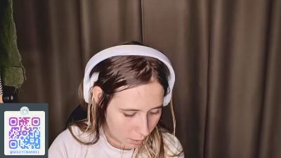 CherrieHerem live cam on Cam4