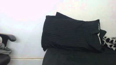CherryHottie05 live cam on Cam4