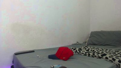 CherryHottie05 live cam on Cam4