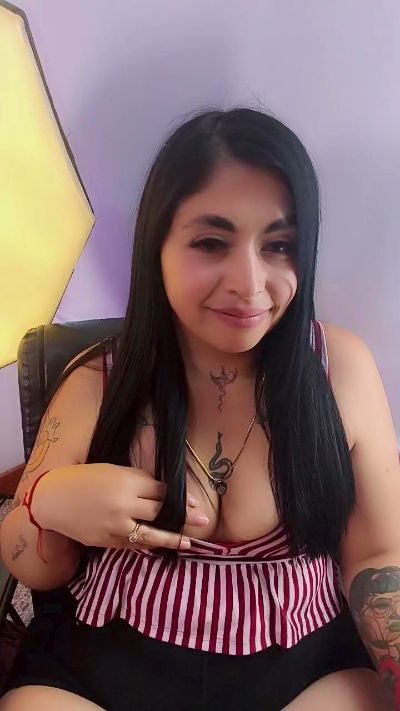 CherryVelvet_ live cam on Cam4
