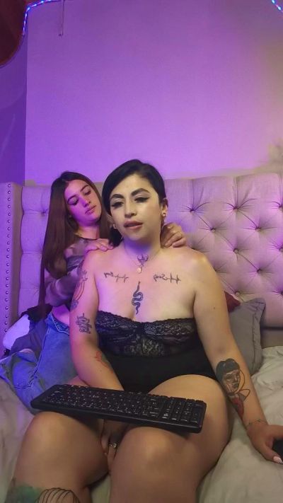 CherryVelvet_ live cam on Cam4