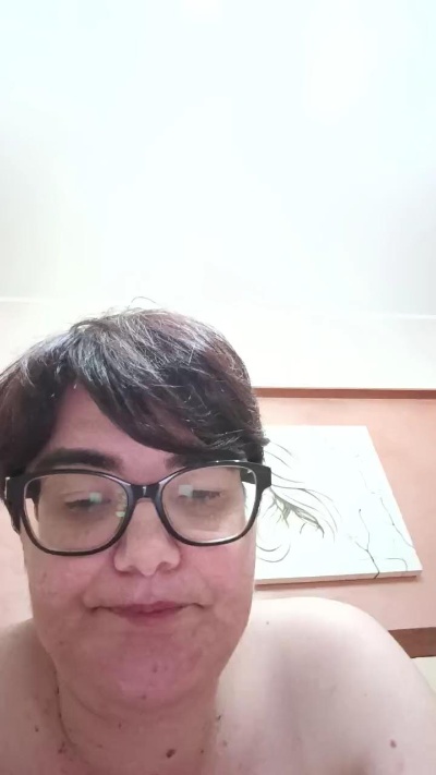 Cherubina85 live cam on Cam4