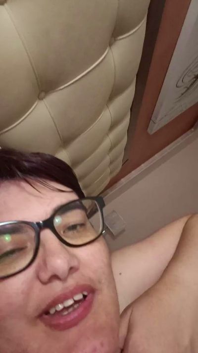 Cherubina85 live cam on Cam4