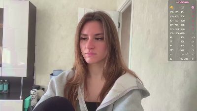 CheyenneDoiel live cam on Cam4