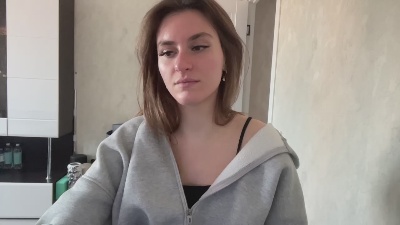 CheyenneDoiel live cam on Cam4