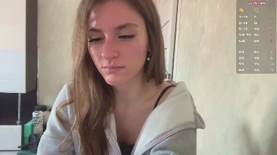 CheyenneDoiel live cam on Cam4