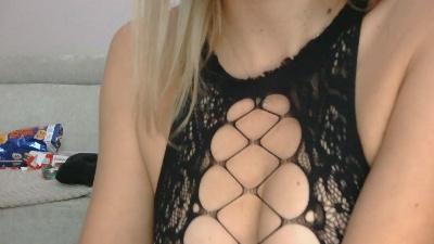 ChiaraLova2 live cam on Cam4