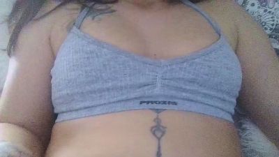 Chicamala93 live cam on Cam4