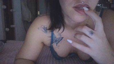 Chicamala93 live cam on Cam4