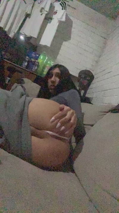 Chicatrans18y live cam on Cam4