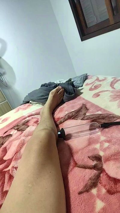 Chico7629 live cam on Cam4