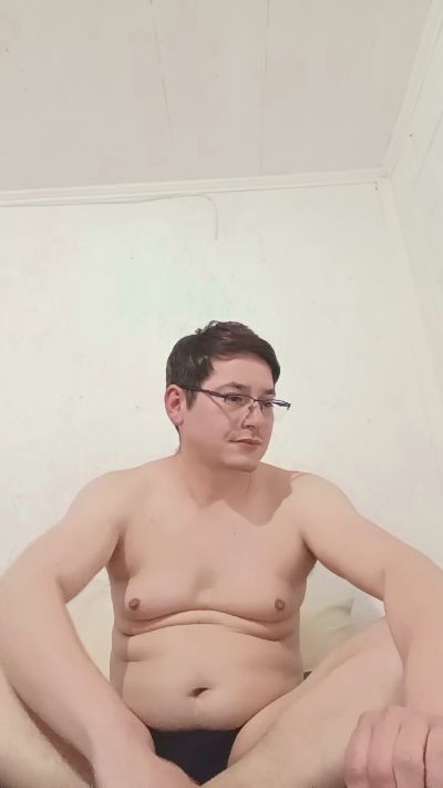 Chico_ivan live cam on Cam4