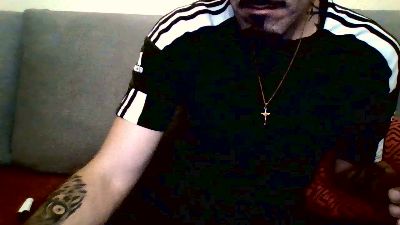 Chicosexyhetero live cam on Cam4