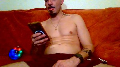 Chicosexyhetero live cam on Cam4