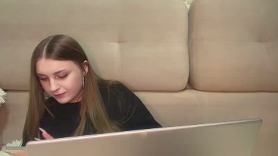 ChiekoYost live cam on Cam4