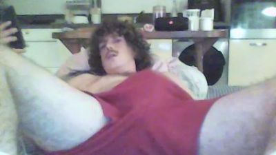 Chiennebg live cam on Cam4