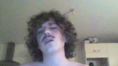 Chiennebg live cam on Cam4