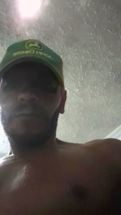 Chikitito667 live cam on Cam4