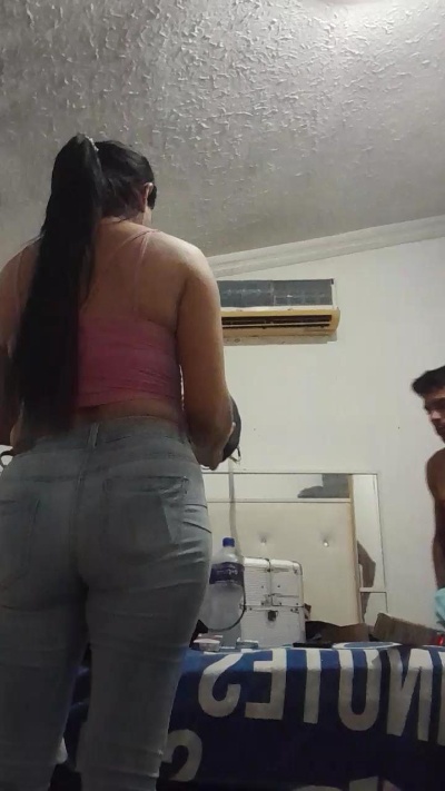 Chikitito667 live cam on Cam4