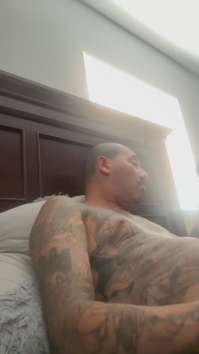 Chiko18721 live cam on Cam4