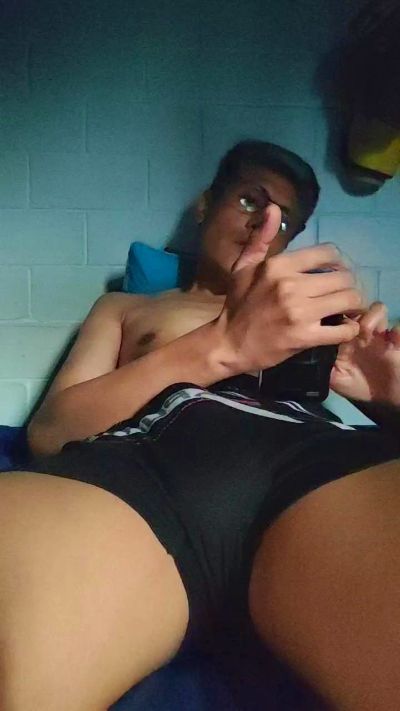 ChilanguitoHOT live cam on Cam4