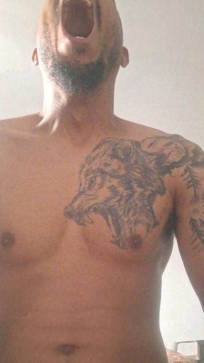 Chilenohh live cam on Cam4
