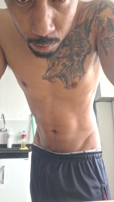 Chilenohh live cam on Cam4