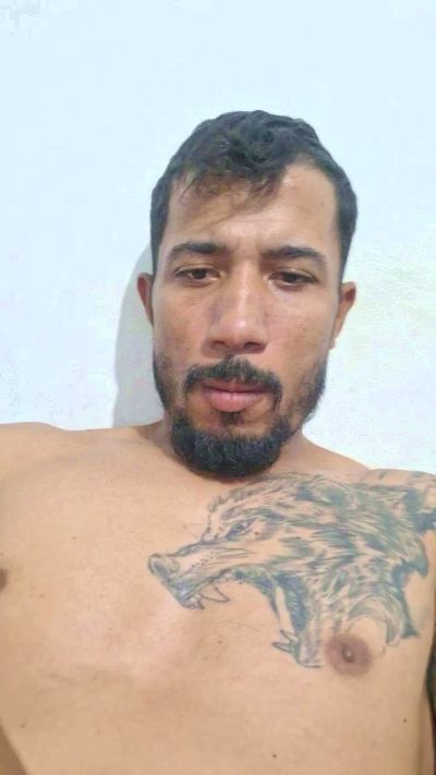 Chilenohh live cam on Cam4